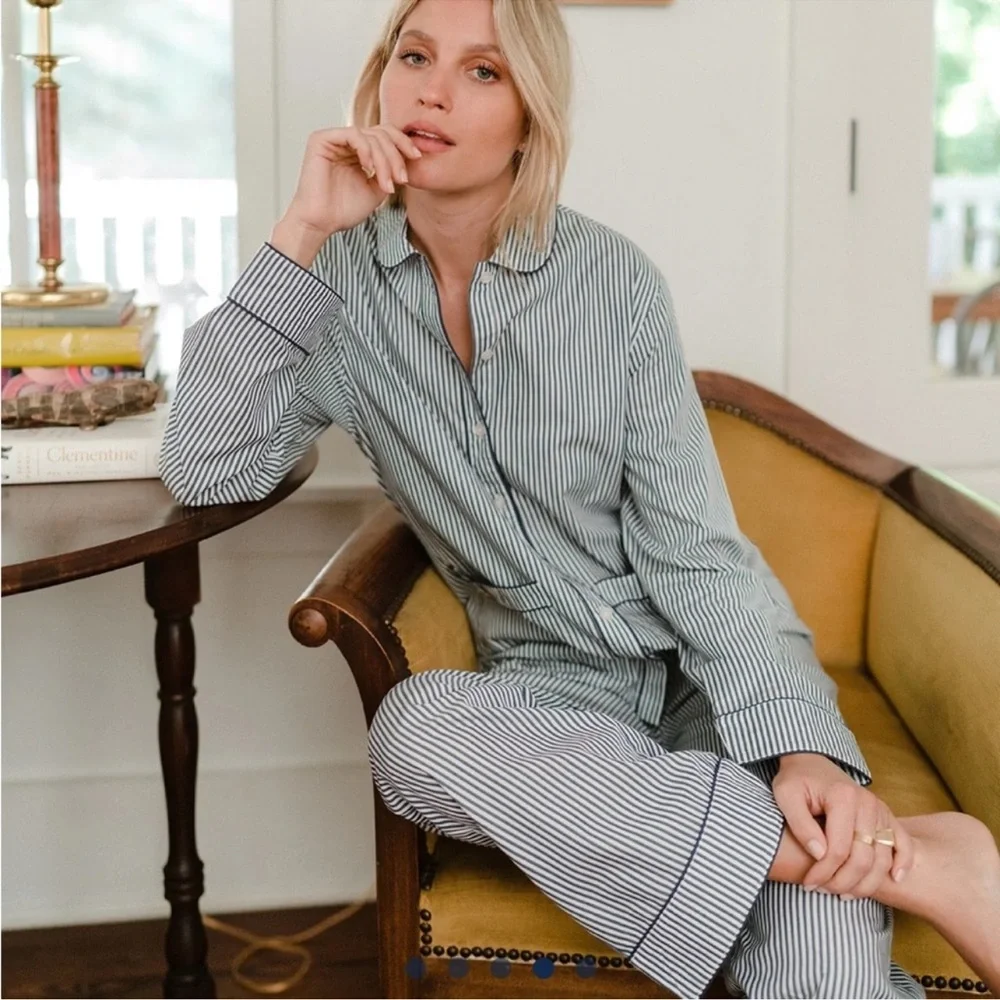 LAKE Poplin Piped Pajama Set in Navy Stripe Sz medium